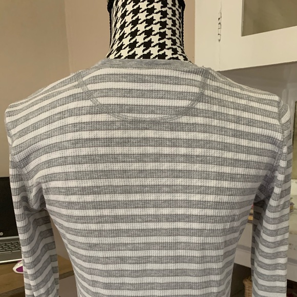 Long sleeve stripped shirt:) - Picture 4 of 7
